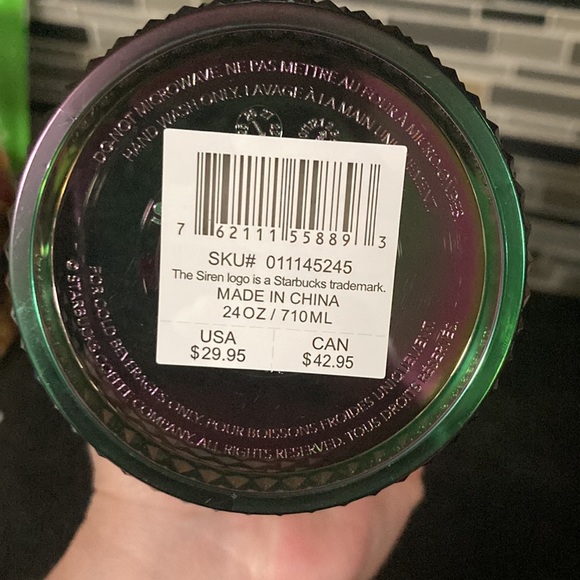 Starbucks new fall release oil slick chrome cup - Picture 5 of 6